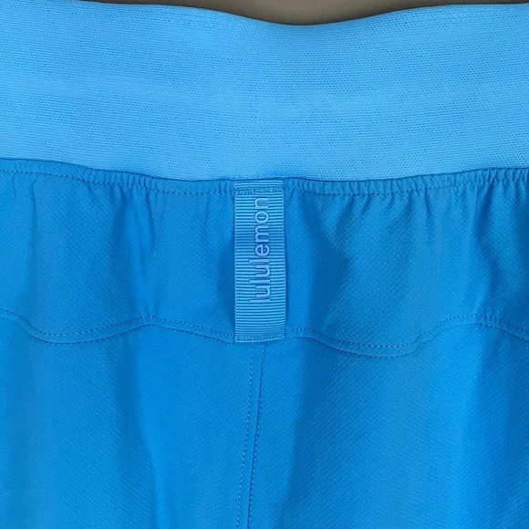 {Lululemon} License to Train High-Rise Pant in Aero Blue - Womens 6 - Picture 8 of 10